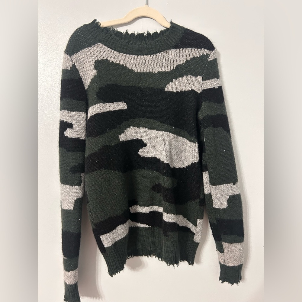 Aqua Girls Camouflage Patterned Sweater, Size Large, 100% Cashmere